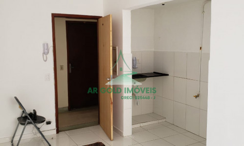 Studio Reformado em Perdizes – Andar Alto, Pronto para Morar!