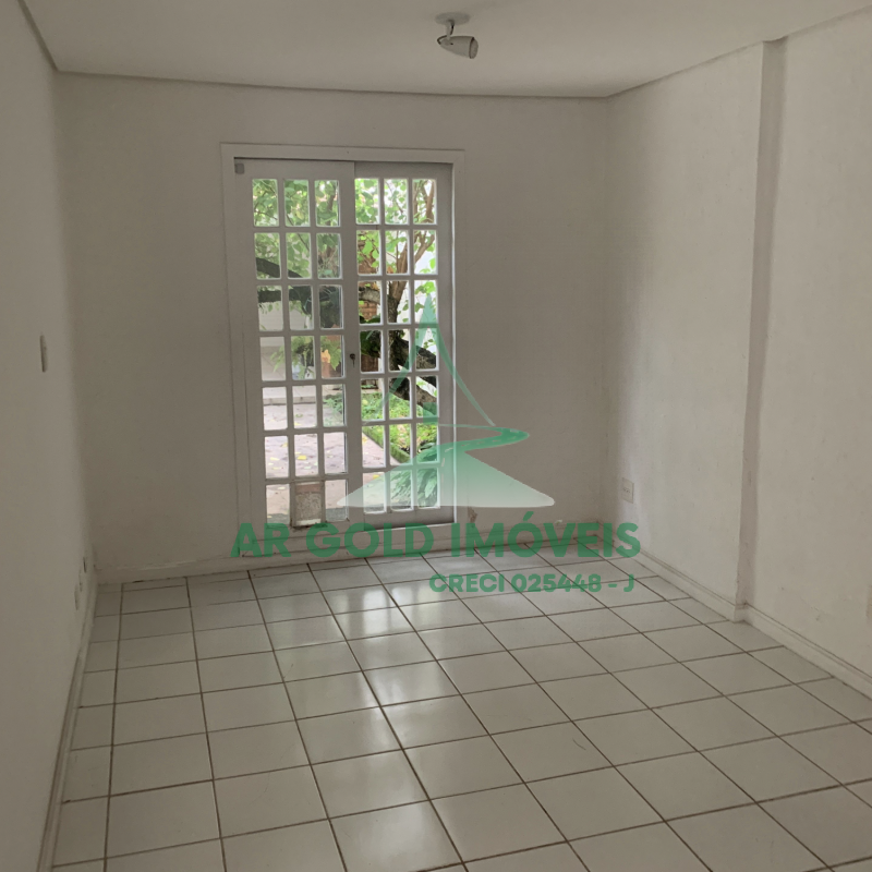 Oportunidade Única! Casa Ampla no Jardim Paulistano!