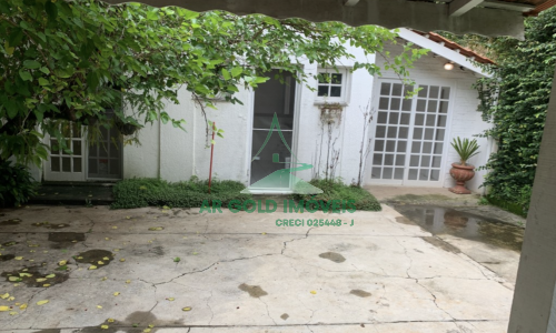 Oportunidade Única! Casa Ampla no Jardim Paulistano!