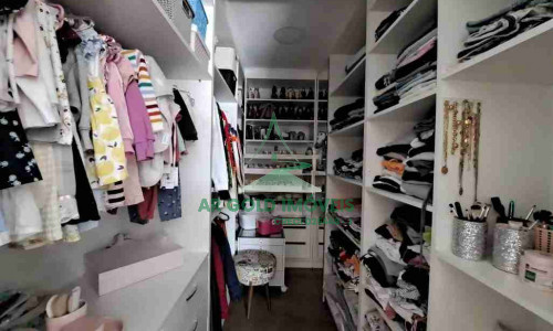 Oportunidade Única! Casa de Esquina Mobiliada com Lazer Completo – Pronta para Morar!