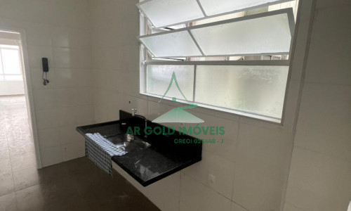 Lindo Apartamento Reformado na Rua Amaral Gurgel – Esquina com Rua Consolação