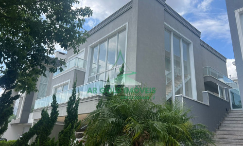 Casa Exclusiva em Alphaville Burle Marx – Alameda Van Gogh