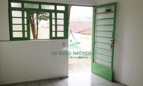 Oportunidade de Investimento com Renda Garantida em Vila Guedes, São Paulo!