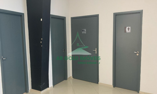 Imóvel Comercial Ideal para Clínica Médica – Pronto para Atender!