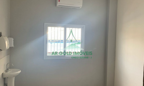 Imóvel Comercial Ideal para Clínica Médica – Pronto para Atender!