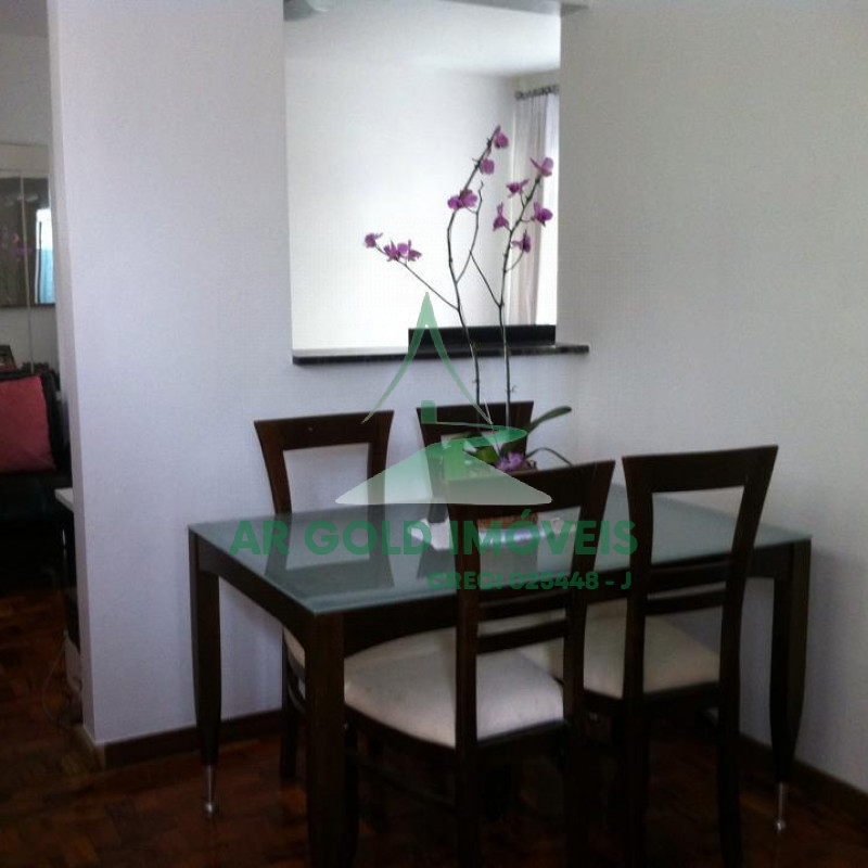 Oportunidade Única! Apartamento Térreo de 3 Dormitórios no Coração do Alto de Pinheiros!