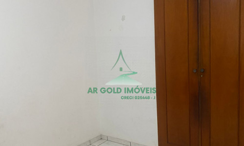 Casa a venda no Jardim Mangalot com Localização Imperdível!