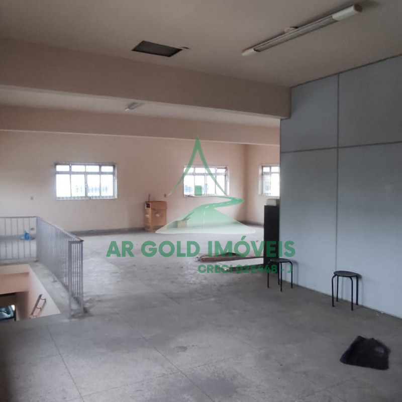 Amplo Espaço Comercial para Locação na Rua Pirajussara