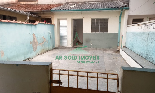 Casa Térrea Aconchegante na Rua Faustolo - Espaço e Conforto para sua Família.