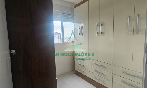 COBERTURA TÉRREA A 400m DO METRÔ VILA MATILDE!