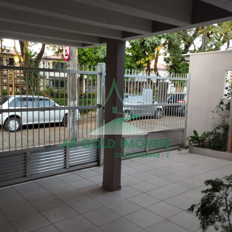 Casa Ampla e Aconchegante a 200m do Metrô Morumbi – Conforto, Espaço e Localização Privilegiada!