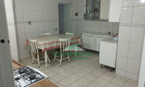 Casa Ampla e Aconchegante a 200m do Metrô Morumbi – Conforto, Espaço e Localização Privilegiada!