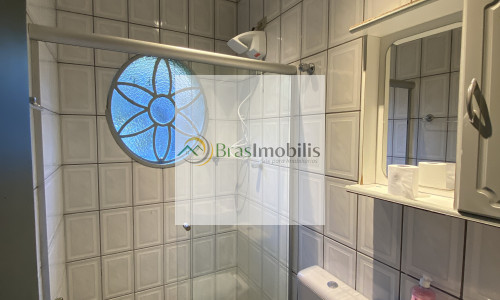 Oportunidade Imperdível! Imóvel com 3 residências no mesmo terreno – ideal para morar e investir!